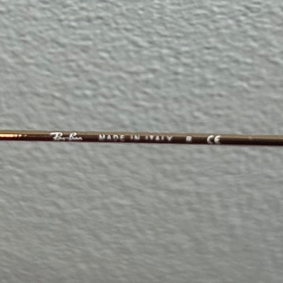 Ray Ban Aviator Sunglasses - Picture 8 of 8